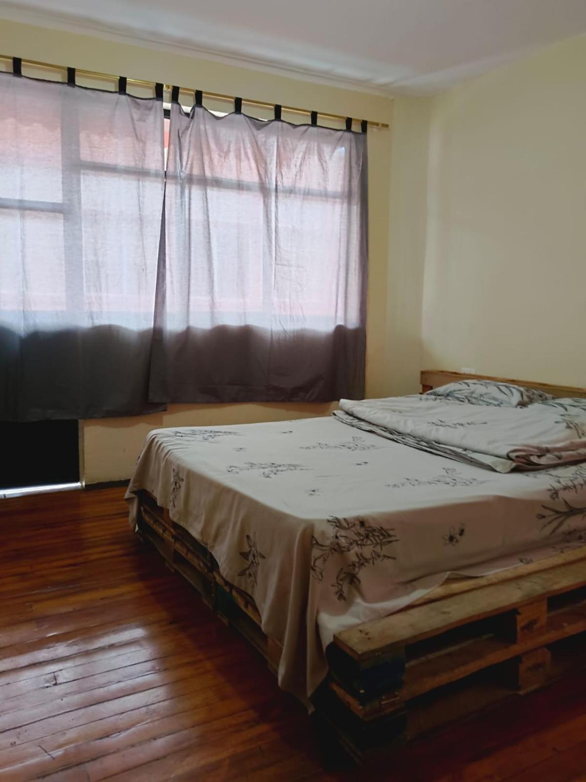 Albergue Camry Backpackers佳美背包客旅馆 Cuenca Ngoại thất bức ảnh